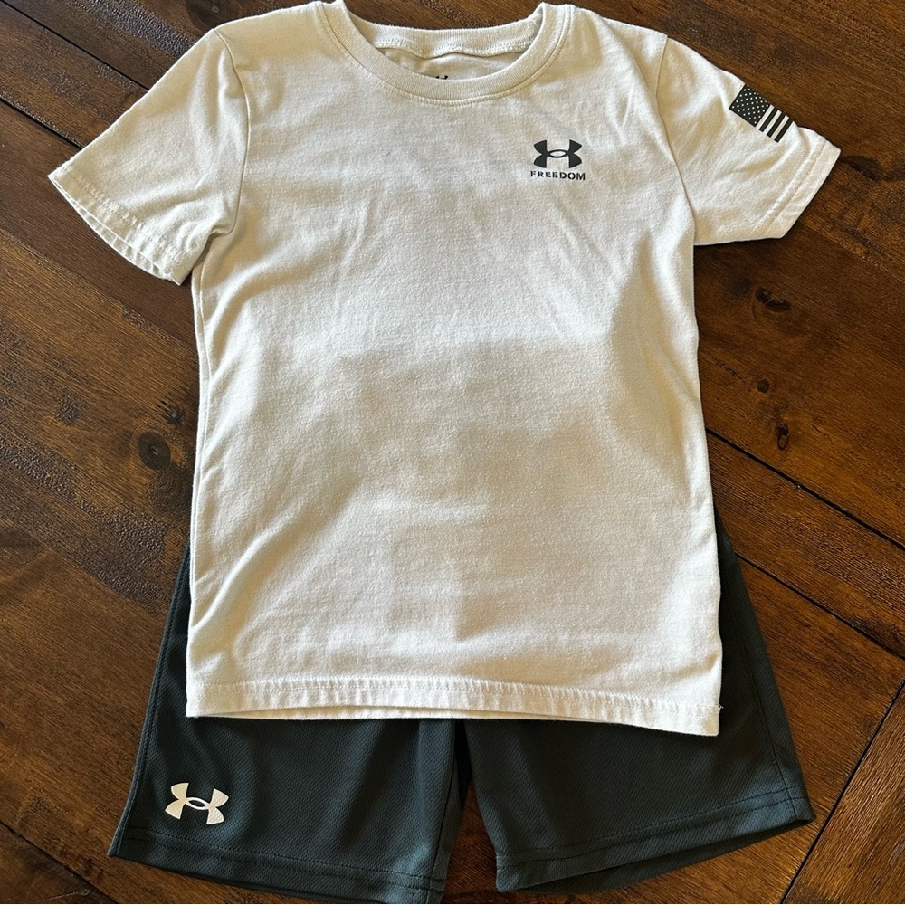 Under Armour Freedom Outfit